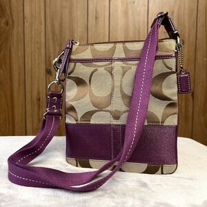 Coach Signature Swingpack Crossbody Shoulder Handbag Purse Purple Brown Canvas
